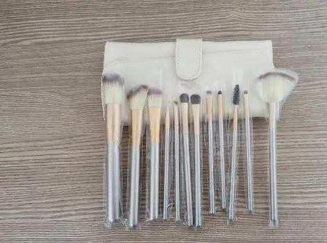 Professional makeup brush set